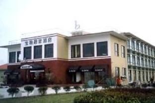 Baolong Homelike Hotel Luojing Branch เซี่ยงไฮ้ ภายนอก รูปภาพ